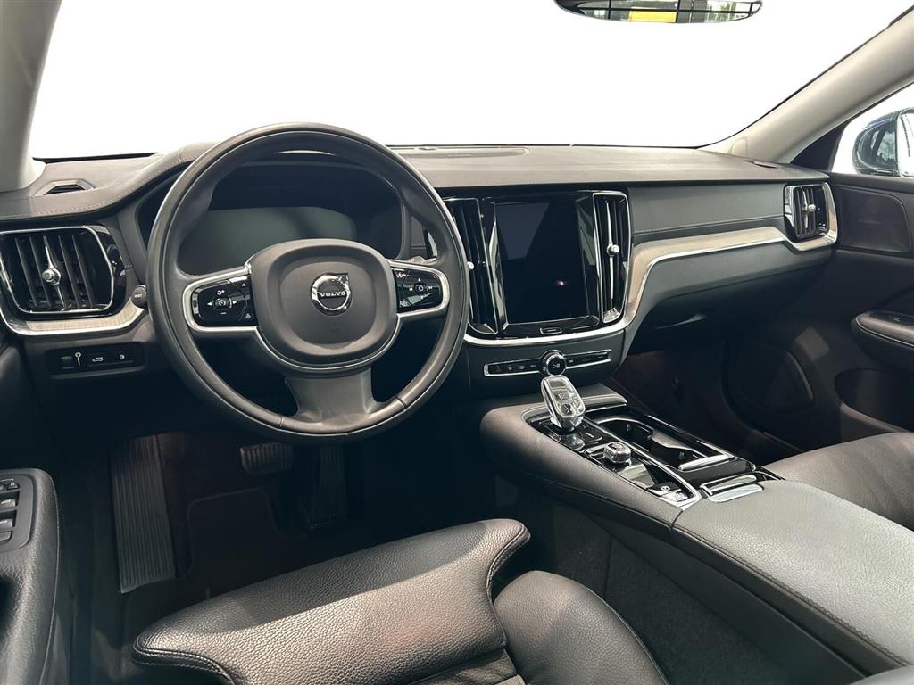 Volvo V60 2,0 T8 Twin Engine Plugin-hybrid Inscription AWD 390HK Stc 8g Aut. - Image 8