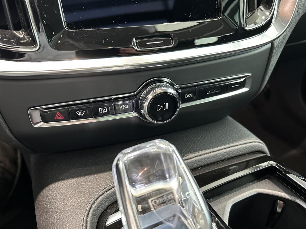 Volvo V60 2,0 T8 Twin Engine Plugin-hybrid Inscription AWD 390HK Stc 8g Aut. - Image 13