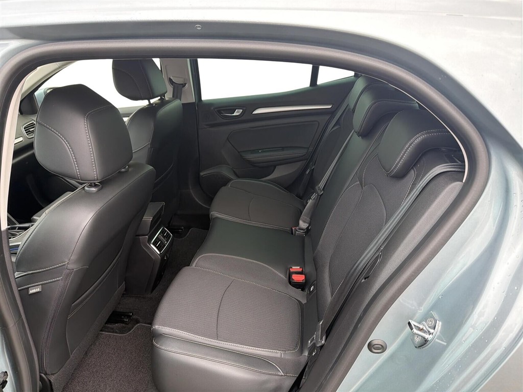 Renault Mégane 1,6 E-TECH Plugin-hybrid Intens 160HK 5d Aut. - Image 5