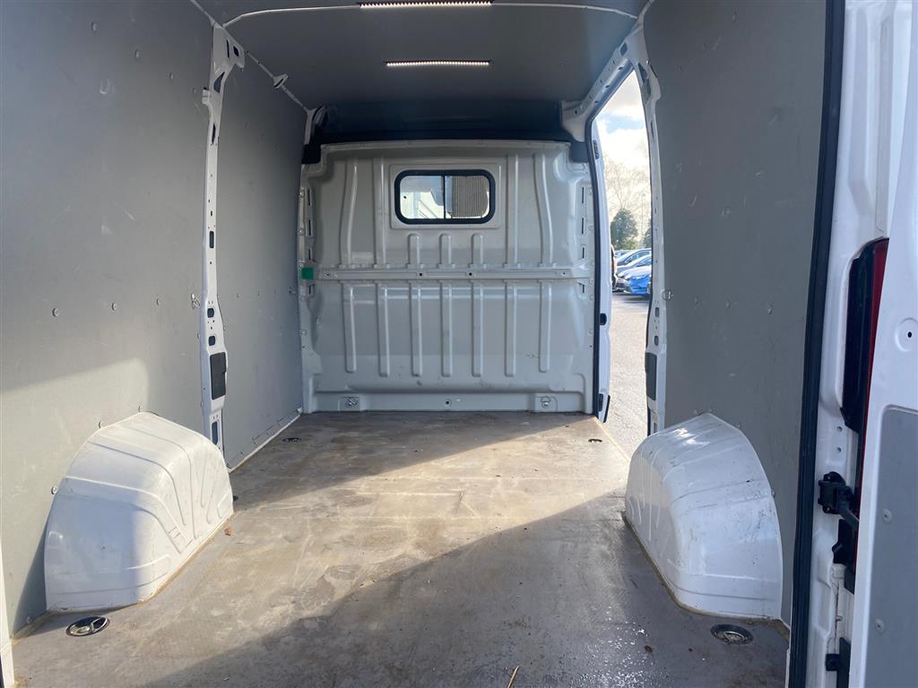 Opel Movano 35 L2H2 2,2 BlueHDi Enjoy 140HK Van 6g - Image 6