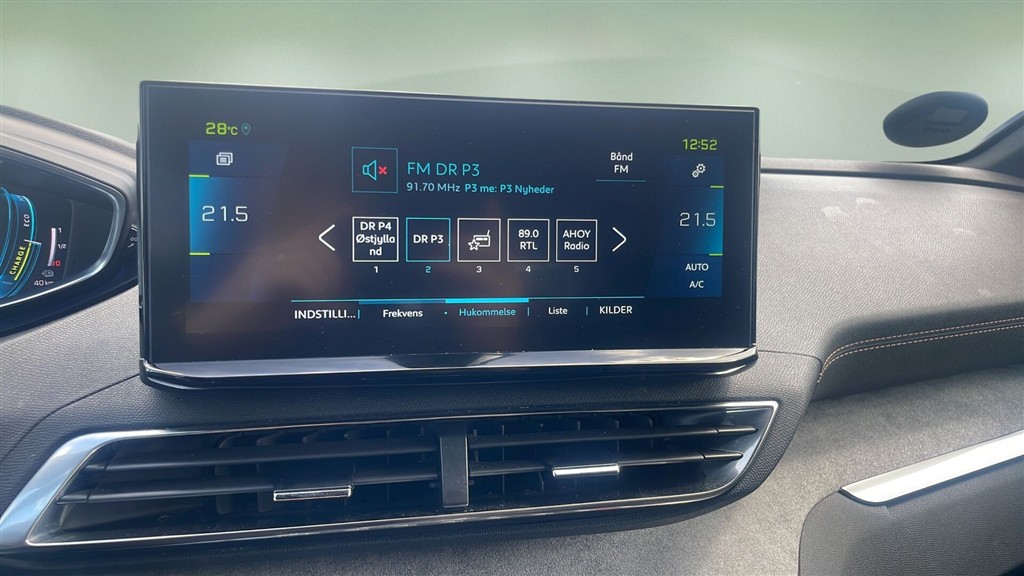 Peugeot 3008 1,6 Plugin-hybrid GT EAT8 225HK 5d 8g Aut. - Image 14