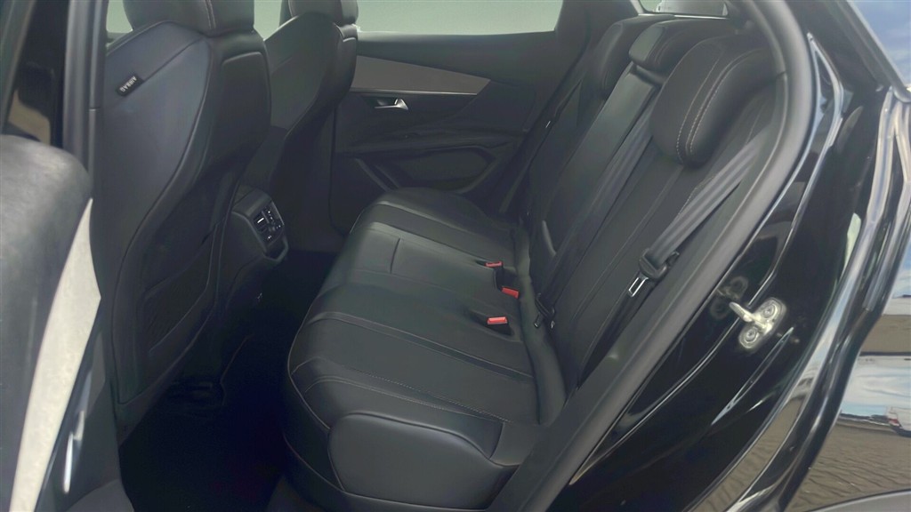 Peugeot 3008 1,6 Plugin-hybrid GT EAT8 225HK 5d 8g Aut. - Image 21