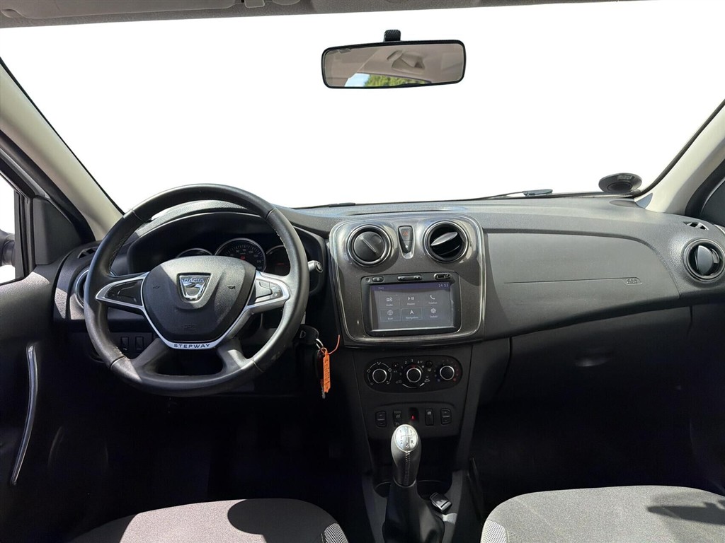 Dacia Logan 0,9 Tce Stepway Start/Stop 90HK - Image 6