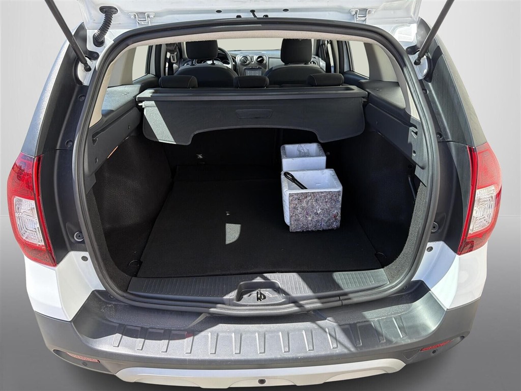 Dacia Logan 0,9 Tce Stepway Start/Stop 90HK - Image 8