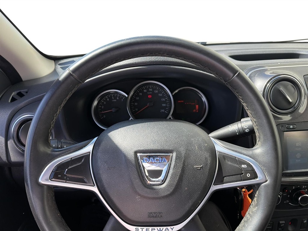 Dacia Logan 0,9 Tce Stepway Start/Stop 90HK - Image 13