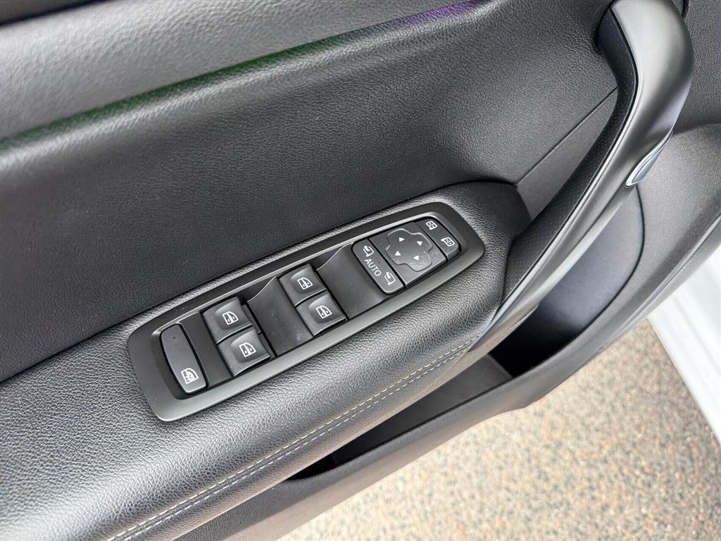 Renault Mégane 1,6 E-TECH Plugin-hybrid Intens 160HK 5d Aut. - Image 12