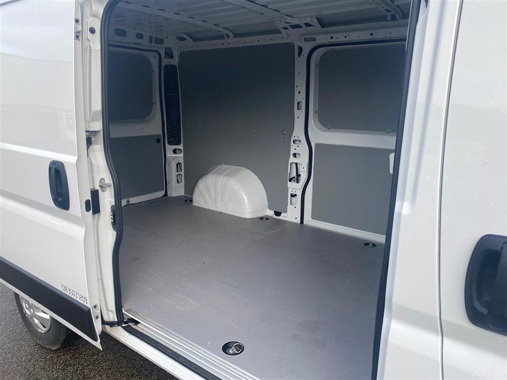 Opel Movano 33 L2H1 2,2 BlueHDi Enjoy+ 140HK Van 6g - Image 5