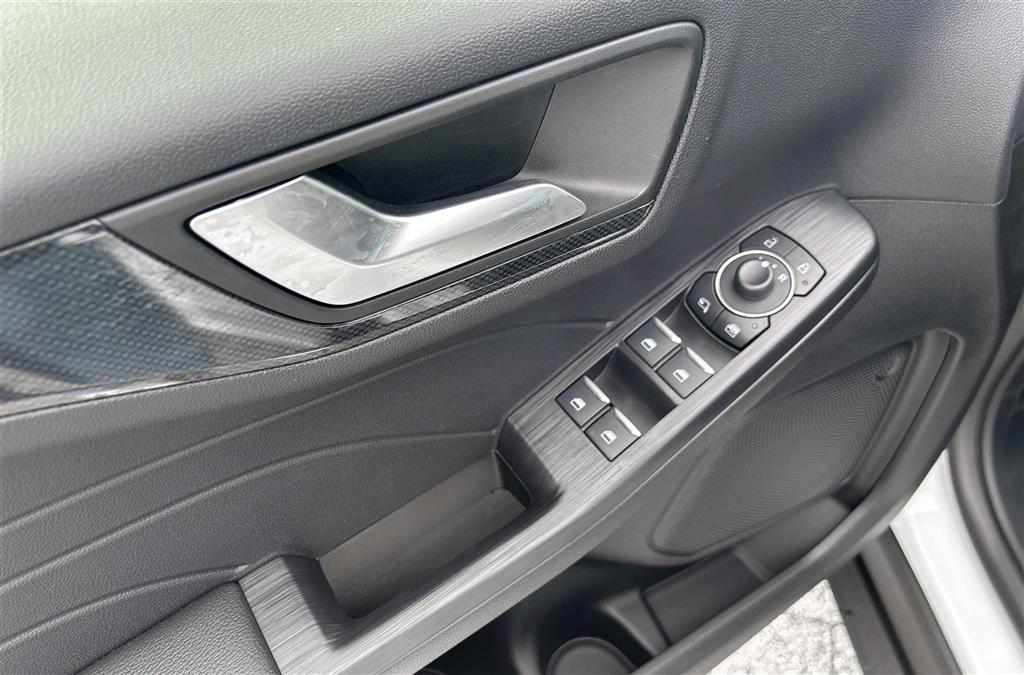 Ford Kuga 2,5 Plugin-hybrid ST-Line X CVT 225HK 5d Trinl. Gear - Image 7