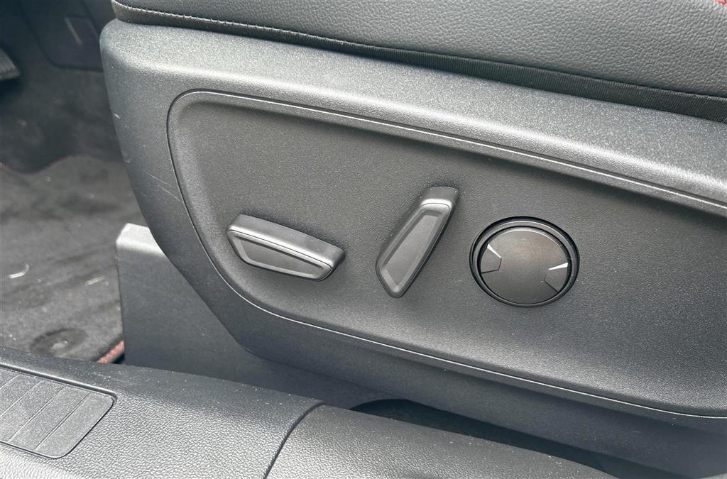 Ford Kuga 2,5 Plugin-hybrid ST-Line X CVT 225HK 5d Trinl. Gear - Image 12