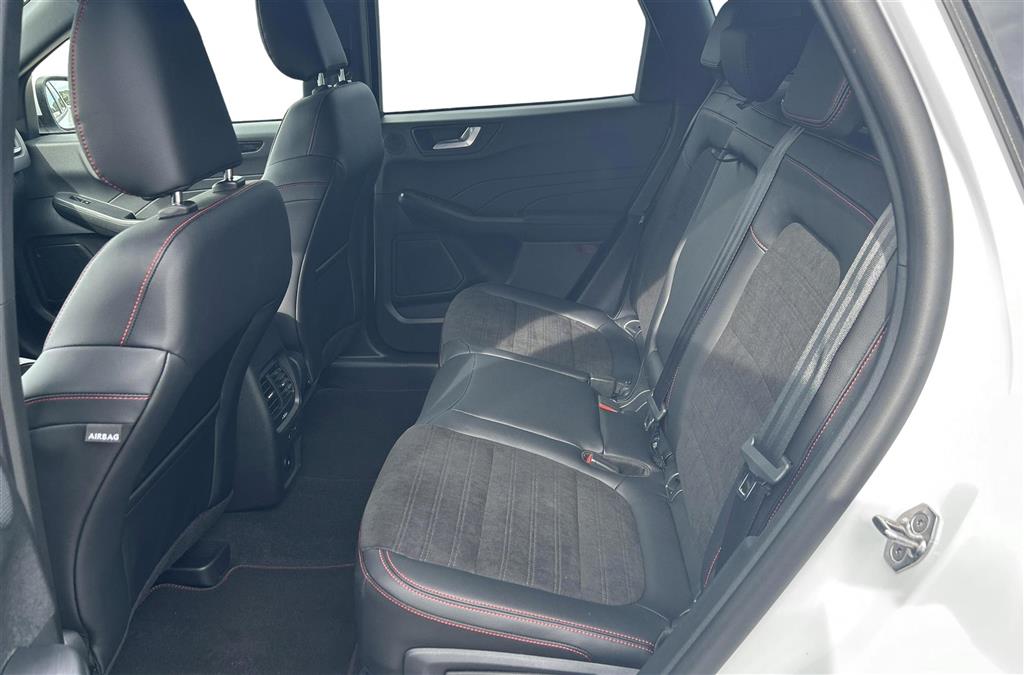 Ford Kuga 2,5 Plugin-hybrid ST-Line X CVT 225HK 5d Trinl. Gear - Image 5
