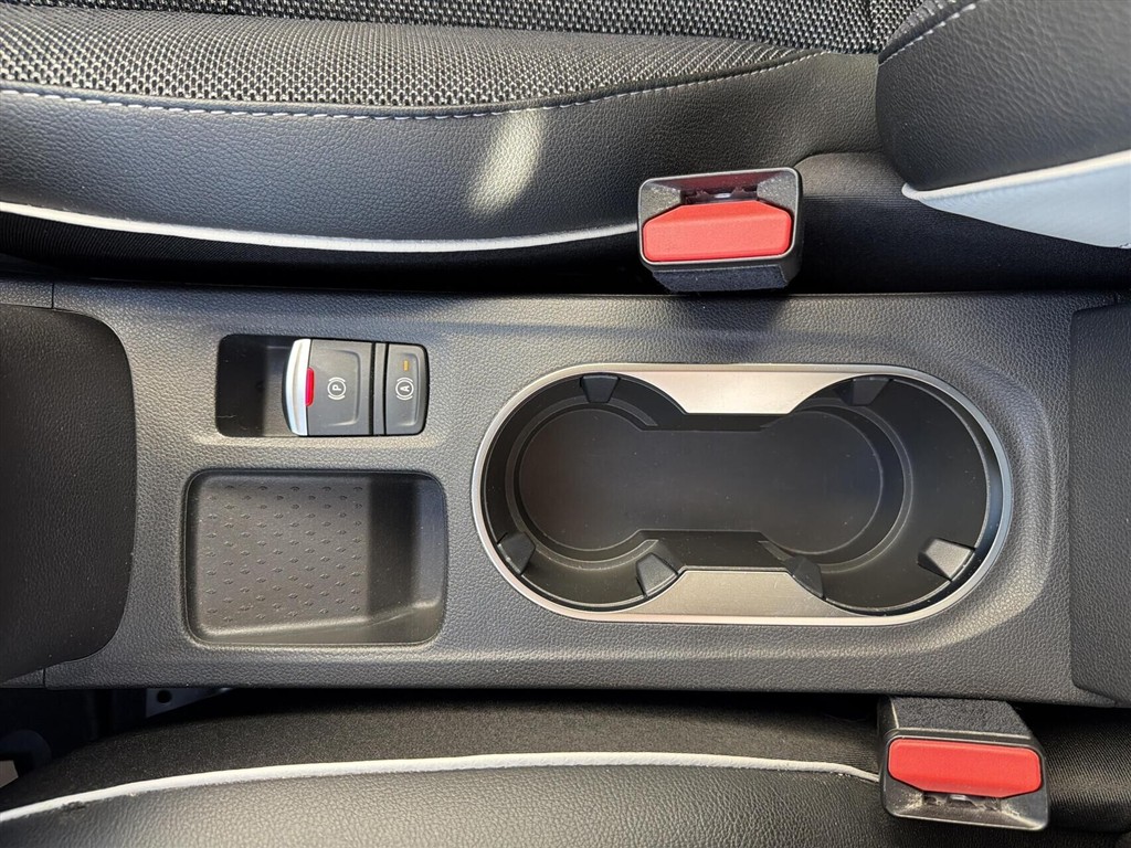 Renault Captur 1,0 TCE Techno 90HK 5d - Image 22