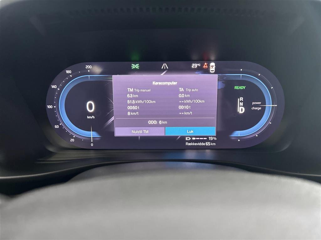 Volvo C40 P8 Recharge Twin Ultimate AWD 408HK 4d Trinl. Gear - Image 11