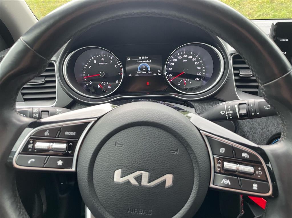 Kia Ceed 1,5 T-GDI Prestige DCT 160HK 5d 7g Aut. - Image 12