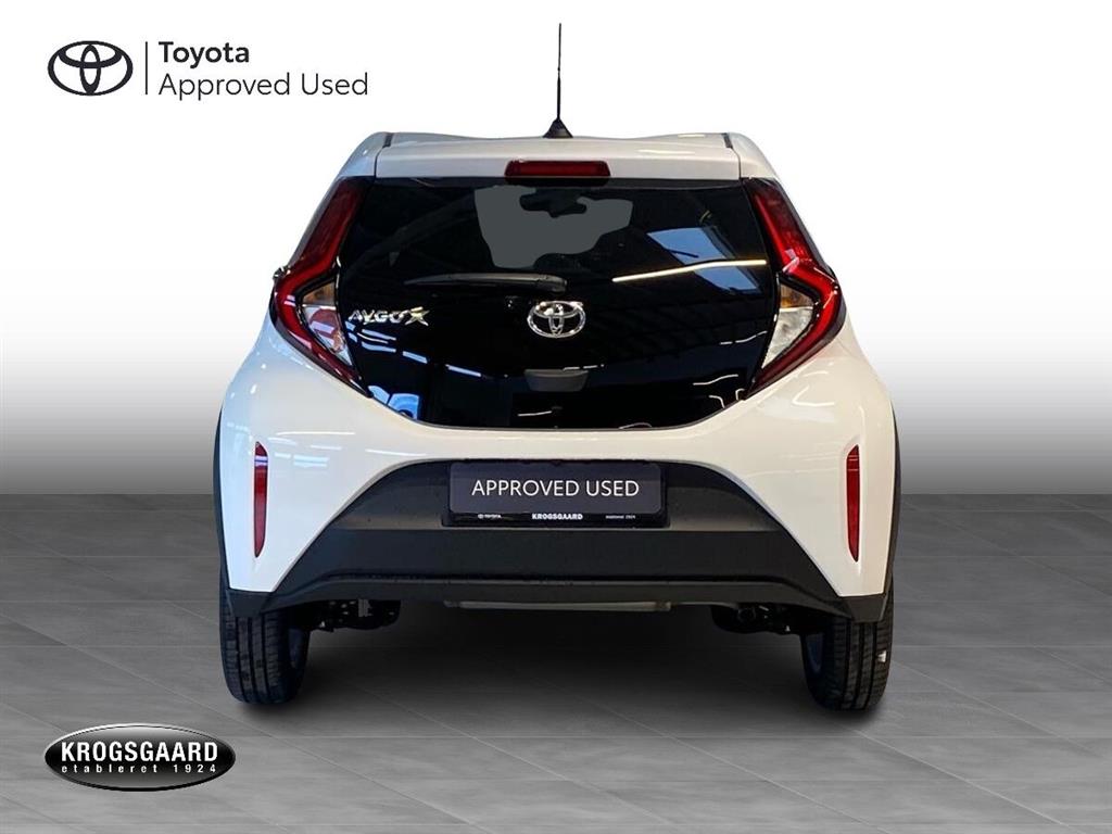 Toyota Aygo X 1,0 VVT-I Active 72HK 5d - Image 5