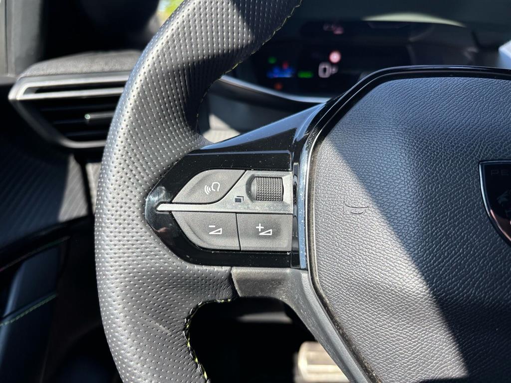 Peugeot e-208 EL GT 156HK 5d Aut. - Image 19