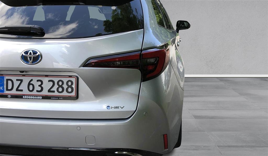 Toyota Corolla Touring Sports 1,8 Hybrid Style E-CVT 140HK Stc Trinl. Gear - Image 18