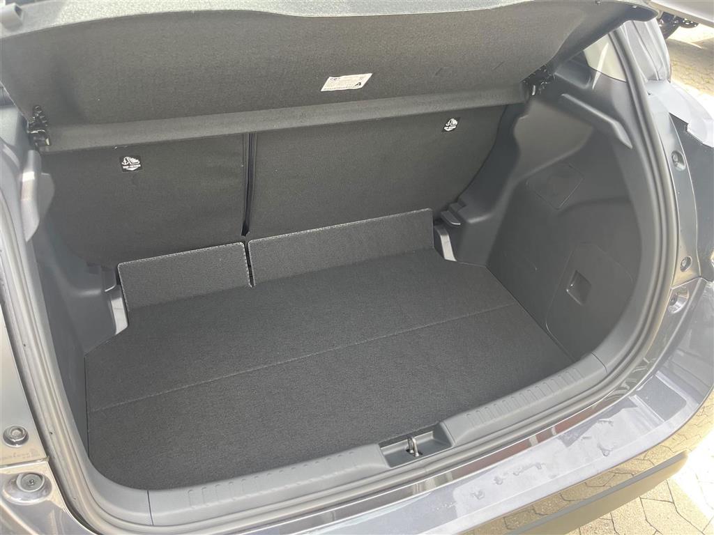 Toyota Yaris 1,5 Hybrid Essential 116HK 5d Trinl. Gear - Image 8