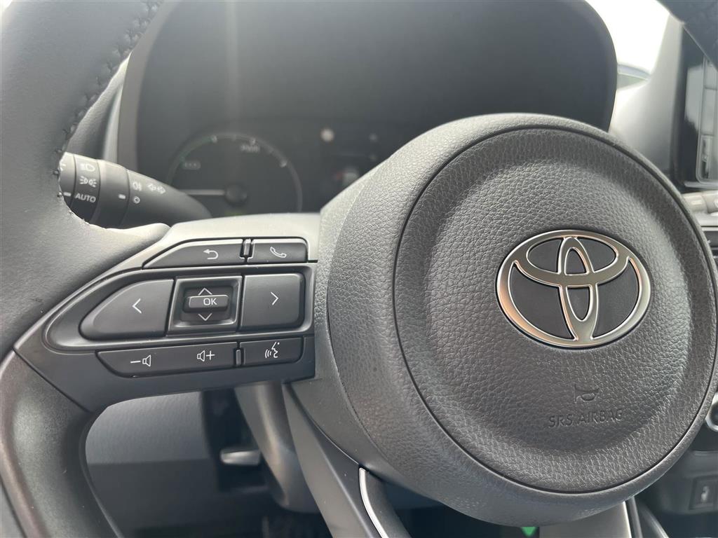 Toyota Yaris 1,5 Hybrid Essential 116HK 5d Trinl. Gear - Image 13