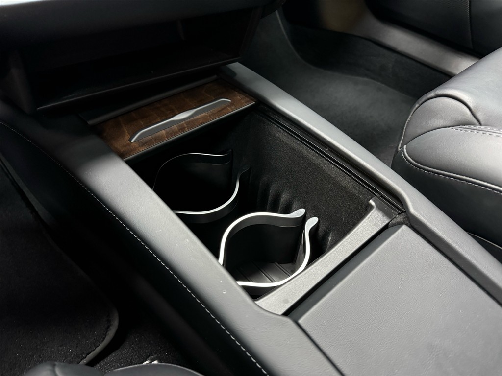 Tesla Model S EL Long Range AWD 573HK 5d Aut. - Image 34