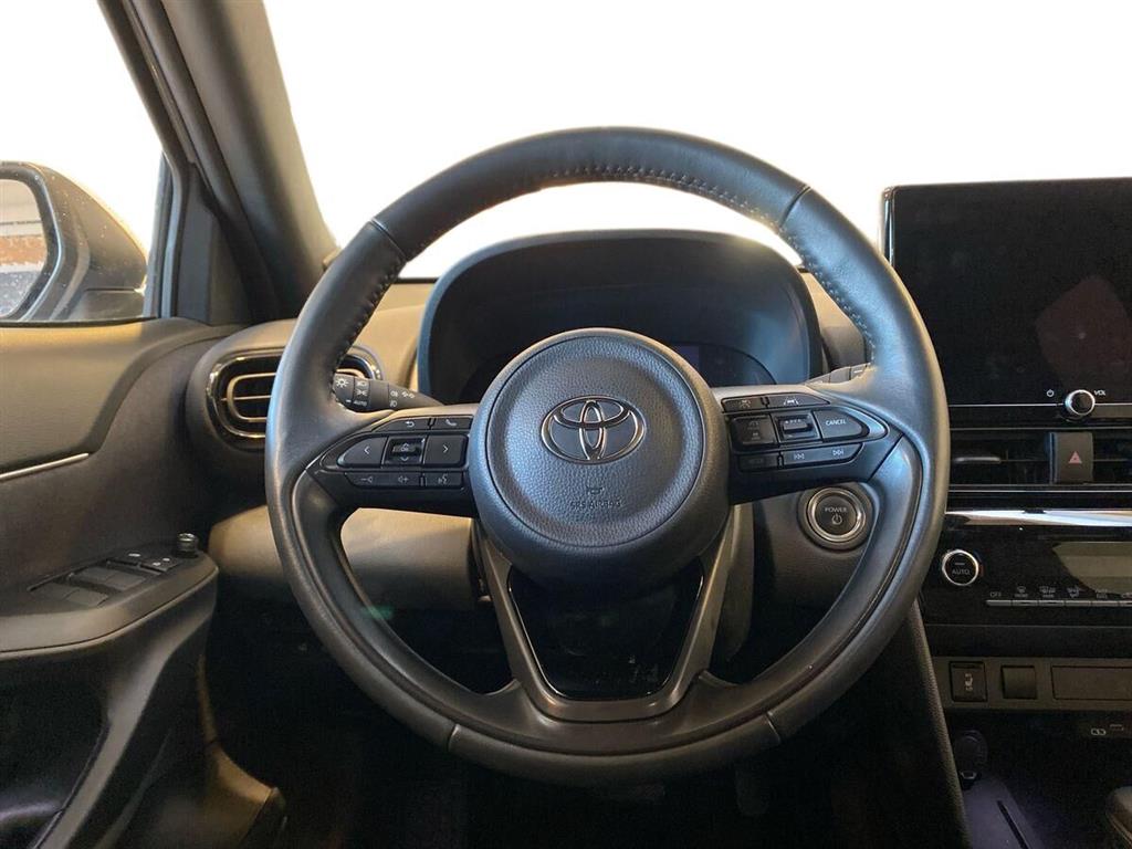 Toyota Yaris Cross 1,5 Hybrid Style Comfort 116HK 5d Trinl. Gear - Image 9