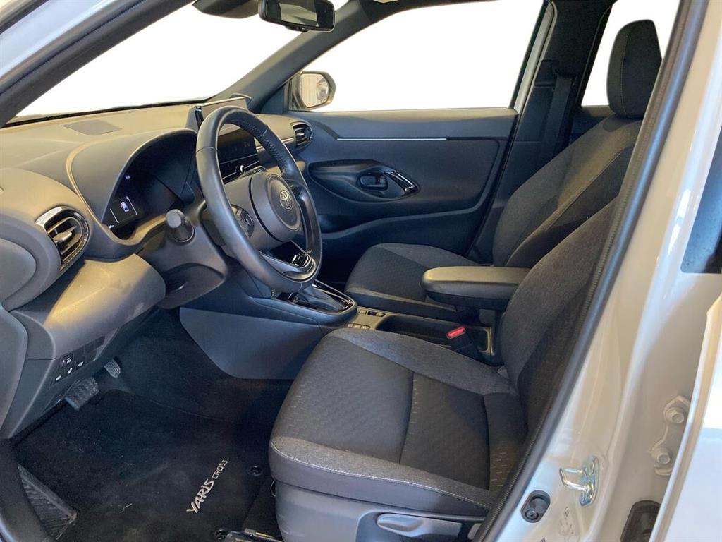 Toyota Yaris Cross 1,5 Hybrid Style Comfort 116HK 5d Trinl. Gear - Image 18