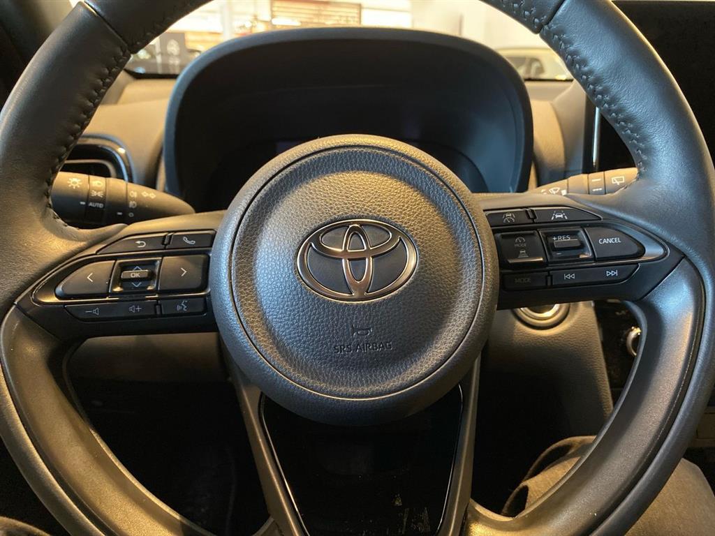 Toyota Yaris Cross 1,5 Hybrid Style Comfort 116HK 5d Trinl. Gear - Image 19