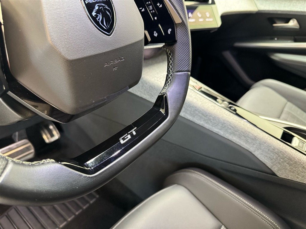 Peugeot e-5008 EL GT Pack 210HK 5d Aut. - Image 19