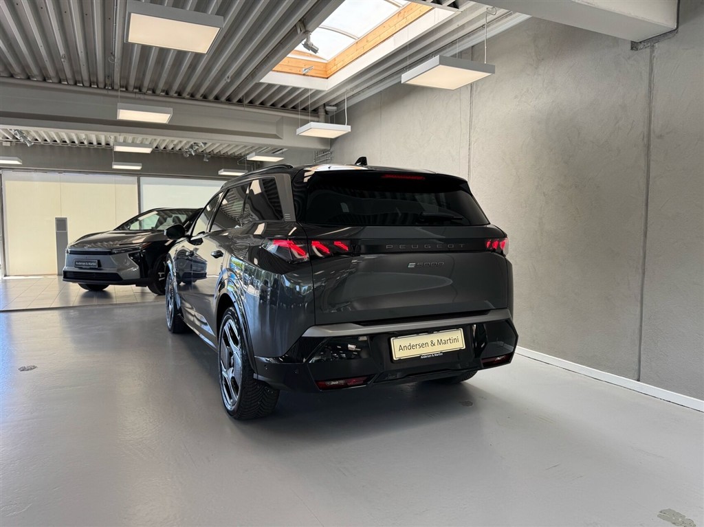 Peugeot e-5008 EL GT Pack 210HK 5d Aut. - Image 25