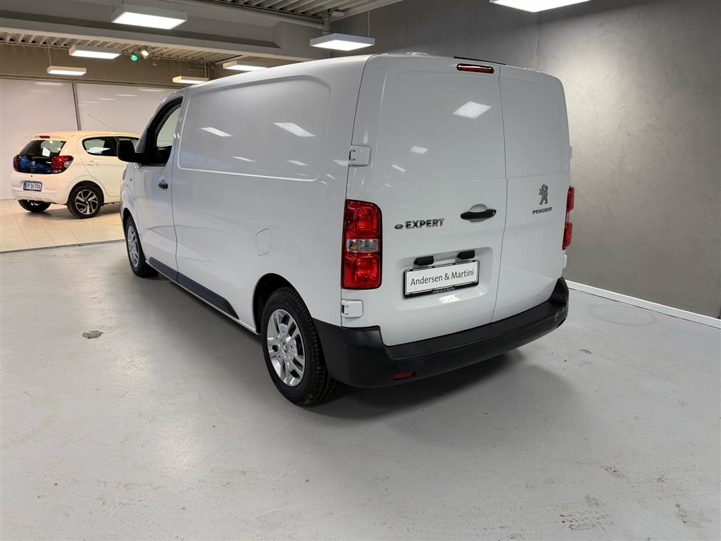 Peugeot e-Expert L2 EL Plus 136HK Van Aut. - Image 4
