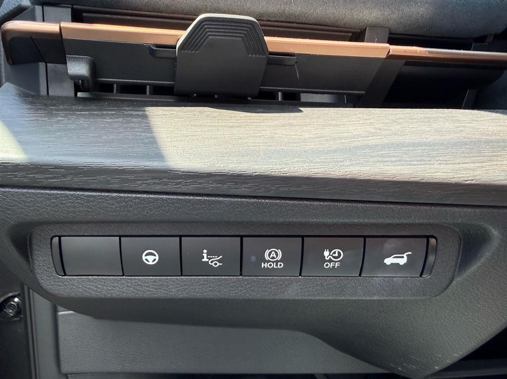 Nissan Ariya EL Evolve+ Performance 394HK e-4orce 301HK 5d Aut. - Image 15