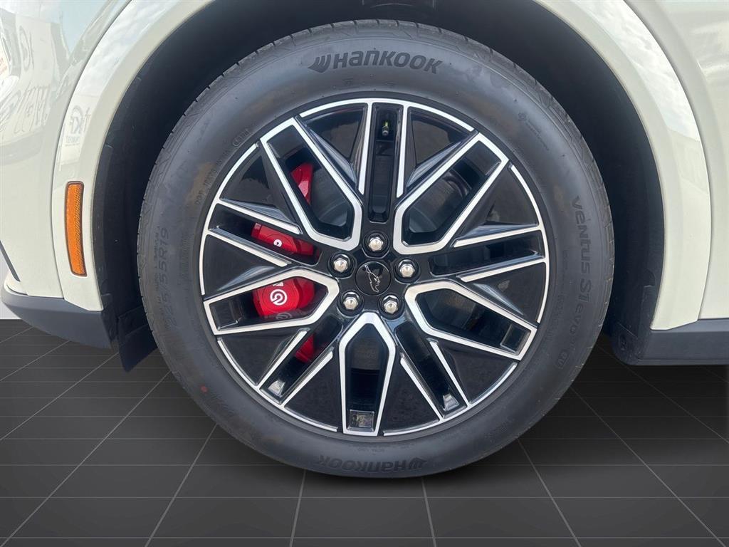 Ford Mustang Mach-E EL UR Premium AWD 375HK 5d Aut. - Image 6