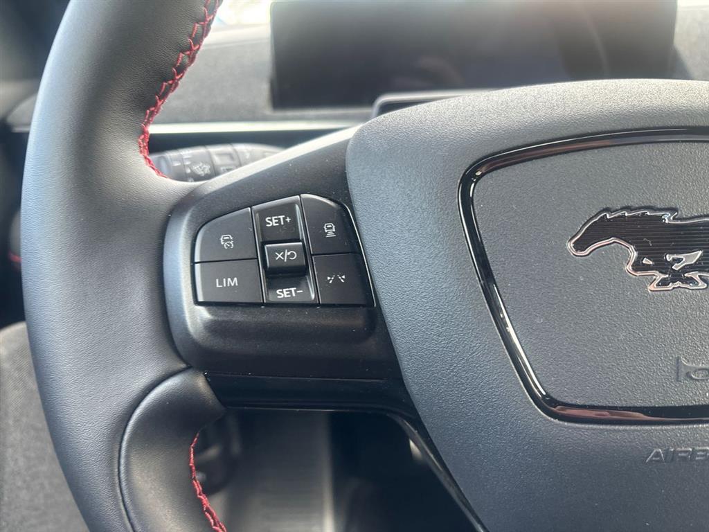 Ford Mustang Mach-E EL UR Premium AWD 375HK 5d Aut. - Image 16
