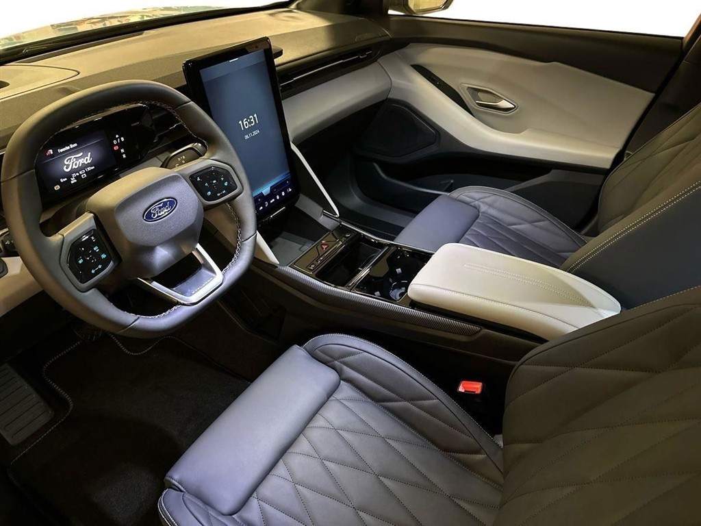 Ford Explorer EL UR Premium RWD 286HK 5d Aut. - Image 9