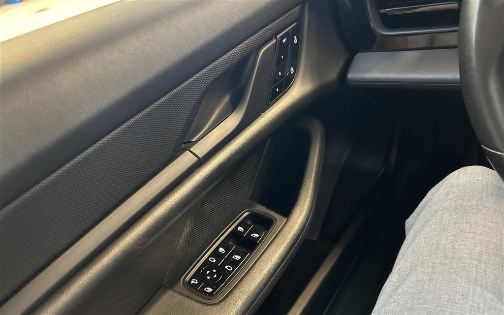 Porsche Taycan 4S EL 4x4 435HK 4d Aut. - Image 15