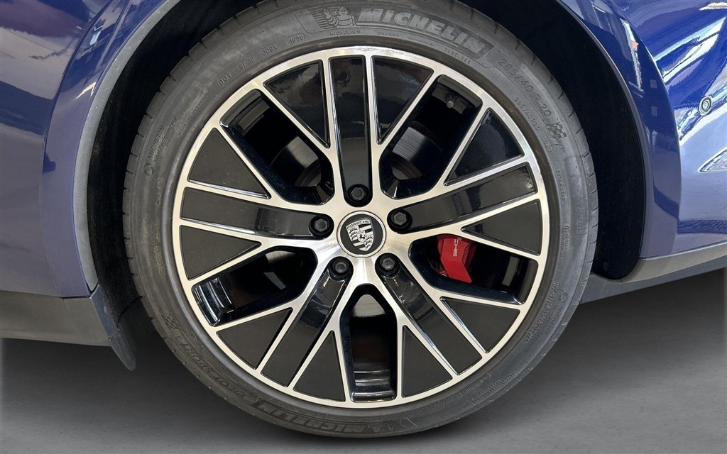 Porsche Taycan 4S EL 4x4 435HK 4d Aut. - Image 16