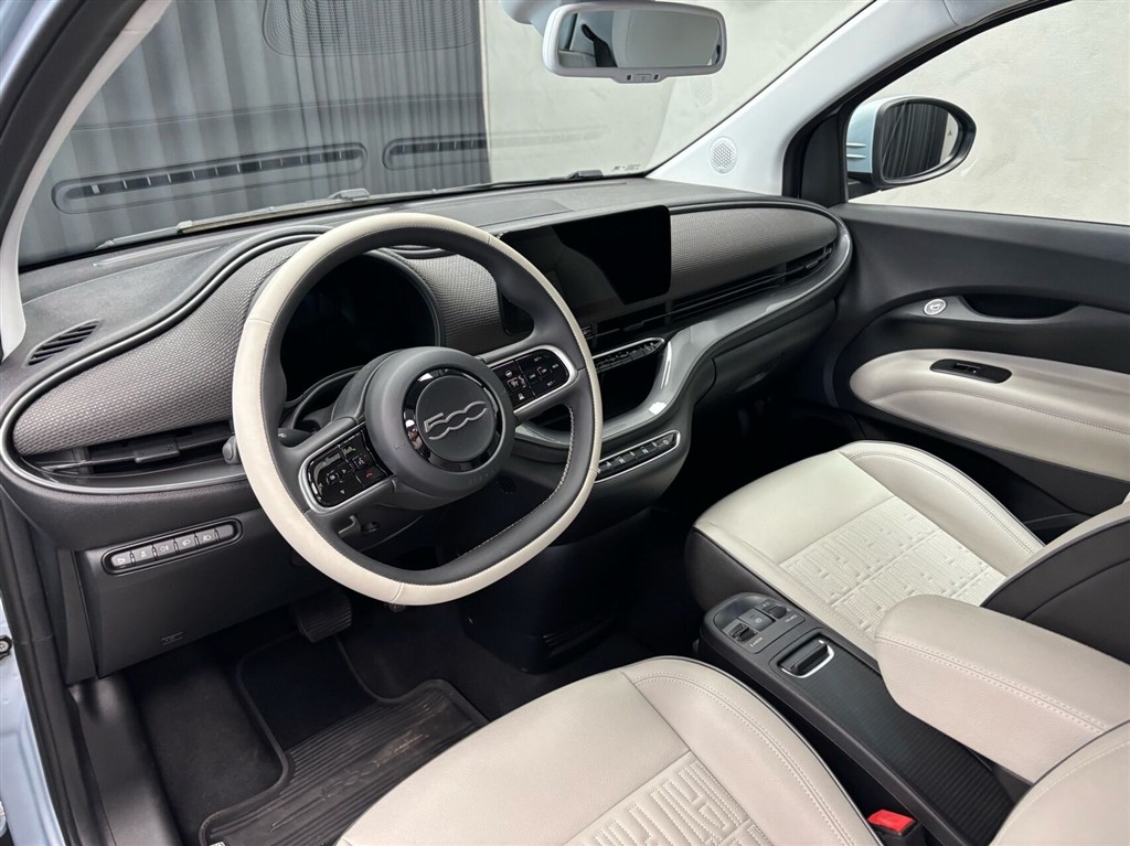 Fiat 500e EL La Prima By Bocelli 118HK 3d Aut. - Image 13