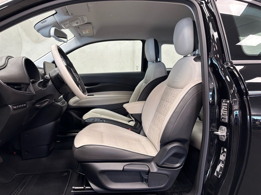 Fiat 500e EL La Prima By Bocelli 118HK 3d Aut. - Image 7
