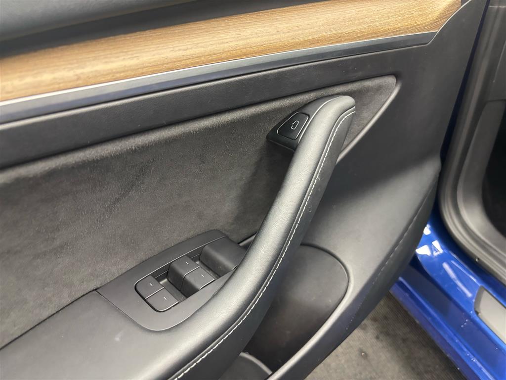 Tesla Model 3 EL Standard Range Plus 325HK Aut. - Image 10