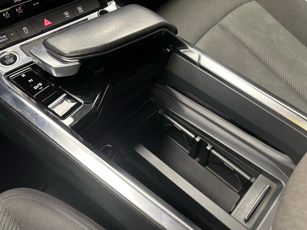 Audi E-tron 55 Advanced Quattro 408HK 5d Aut. - Image 15