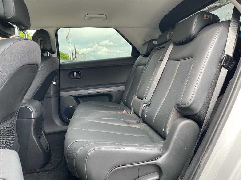 Hyundai Ioniq 5 Electric 84 kWh Ultimate 229HK 5d Aut. - Image 9