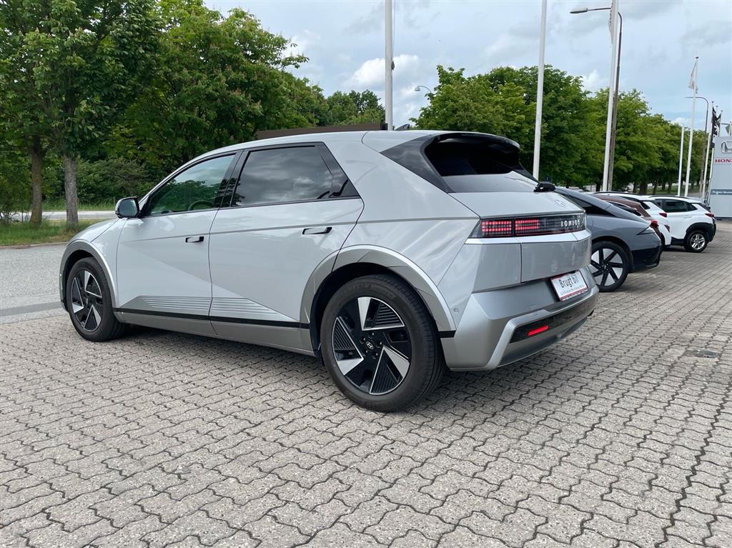 Hyundai Ioniq 5 Electric 84 kWh Ultimate 229HK 5d Aut. - Image 2