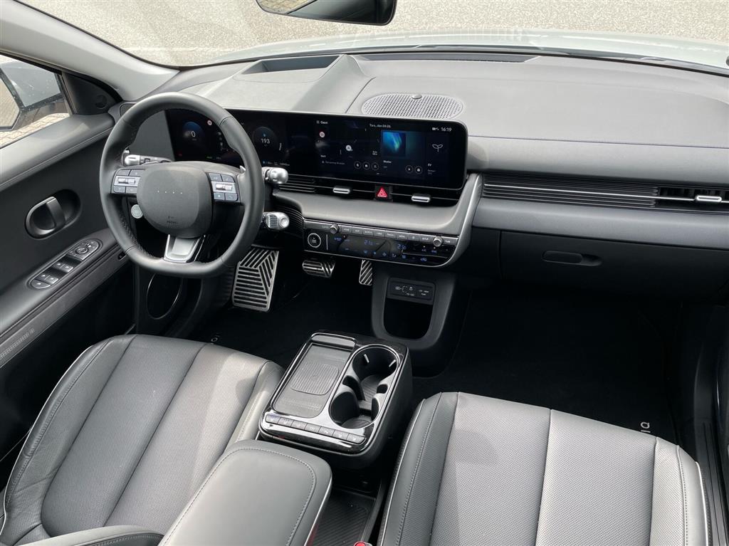 Hyundai Ioniq 5 Electric 84 kWh Ultimate 229HK 5d Aut. - Image 13