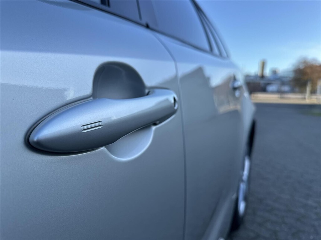 Toyota Corolla Touring Sports 1,8 Hybrid Active Premium E-CVT 122HK Stc Trinl. Gear - Image 9