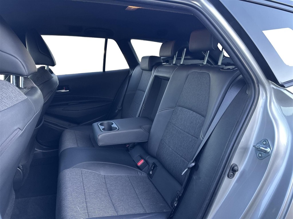 Toyota Corolla Touring Sports 1,8 Hybrid Active Premium E-CVT 122HK Stc Trinl. Gear - Image 4