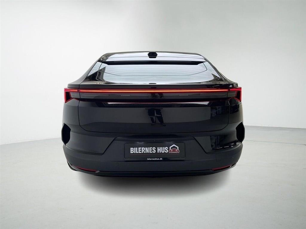 Polestar 4 EL Long range Single motor 272HK 5d Aut. - Image 8