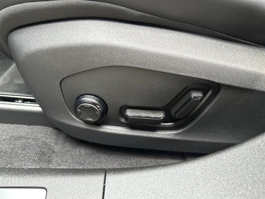 Polestar 4 EL Long range Single motor 272HK 5d Aut. - Image 22