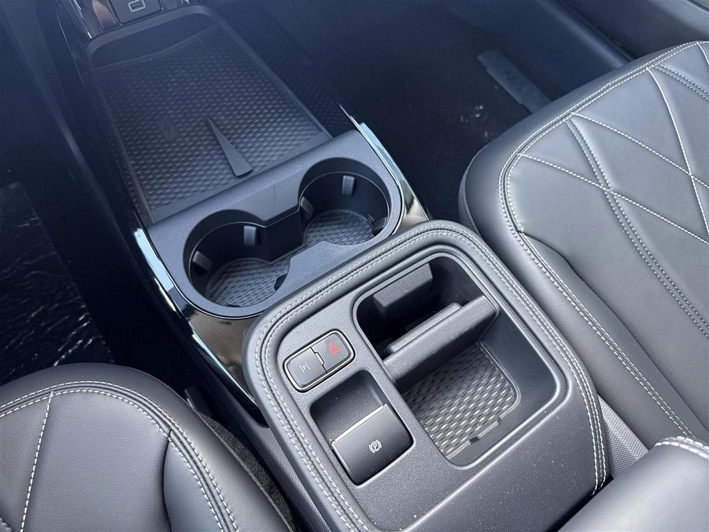 Ford Mustang Mach-E EL SR Select 269HK 5d Aut. - Image 10