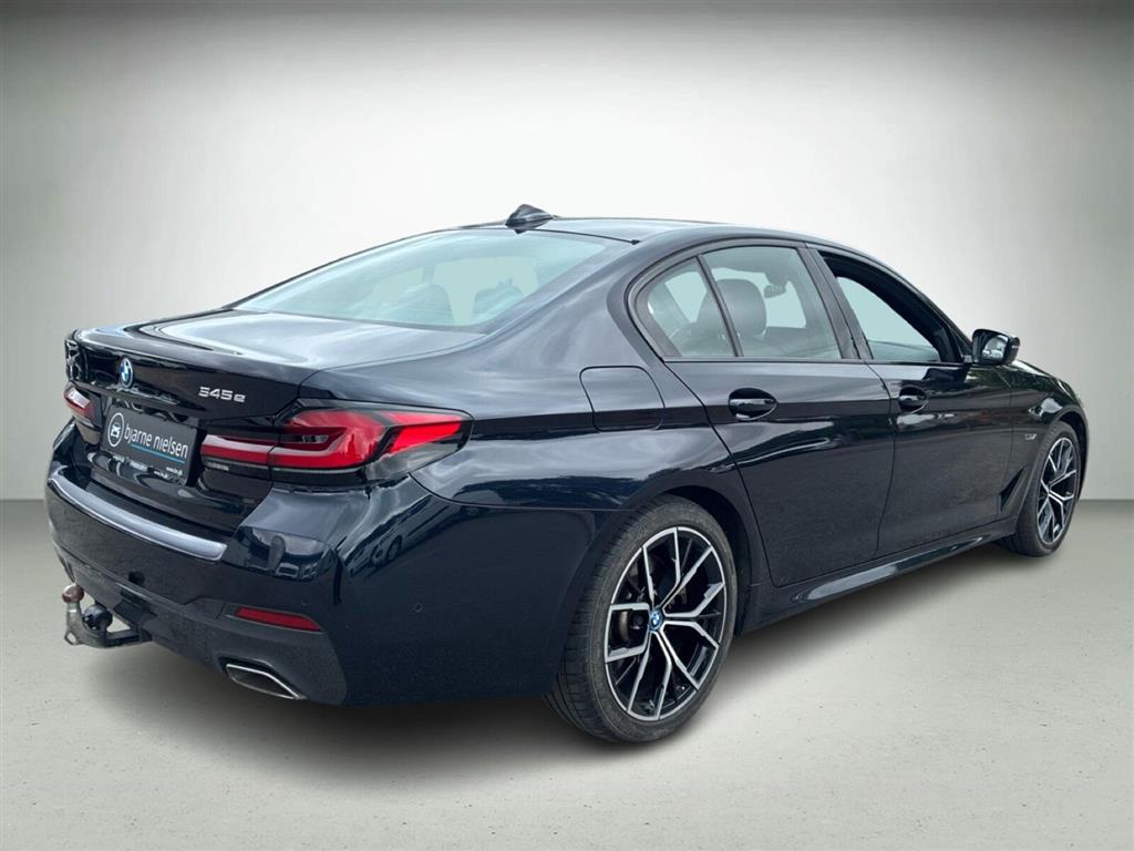 BMW 545e 3,0 Plugin-hybrid M-Sport XDrive Steptronic 395HK 8g Aut. - Image 8
