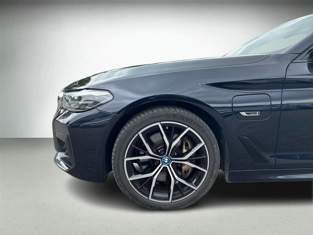 BMW 545e 3,0 Plugin-hybrid M-Sport XDrive Steptronic 395HK 8g Aut. - Image 12