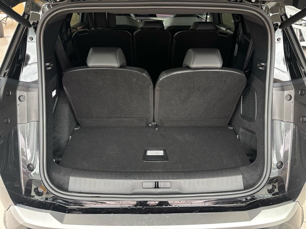 Peugeot e-5008 EL GT Pack 210HK 5d Aut. - Image 10